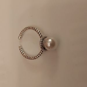 STUNNING RING - SILVER 925 - ADJUSTABLE TO ALL SIZES - VERY DELICATE / GORGEOUS